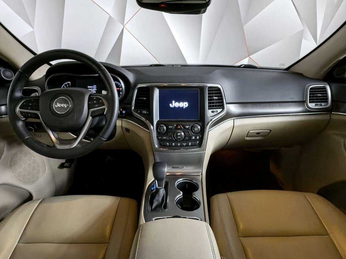 Jeep Grand Cherokee 2018 года с пробегом. Фото: #9