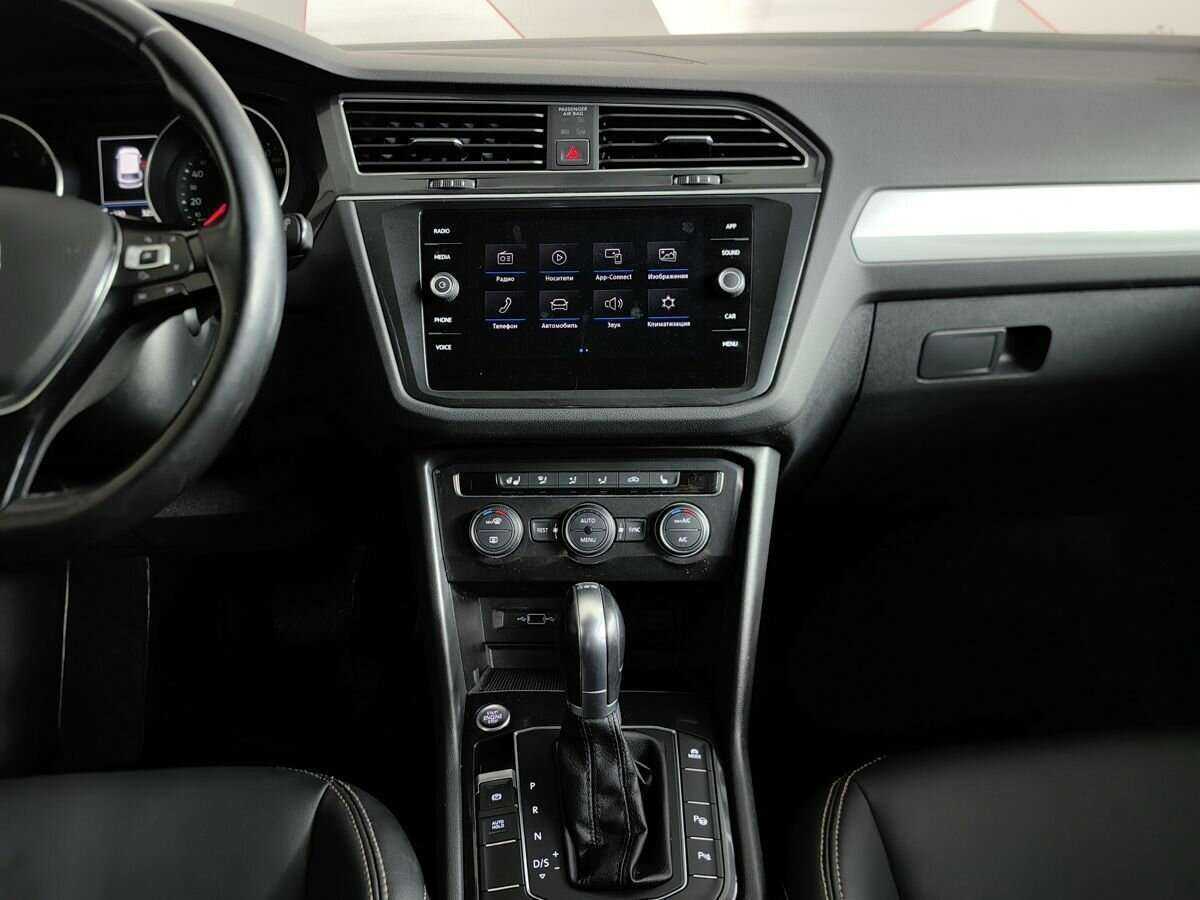 Volkswagen Tiguan 2018 года с пробегом. Фото: #10