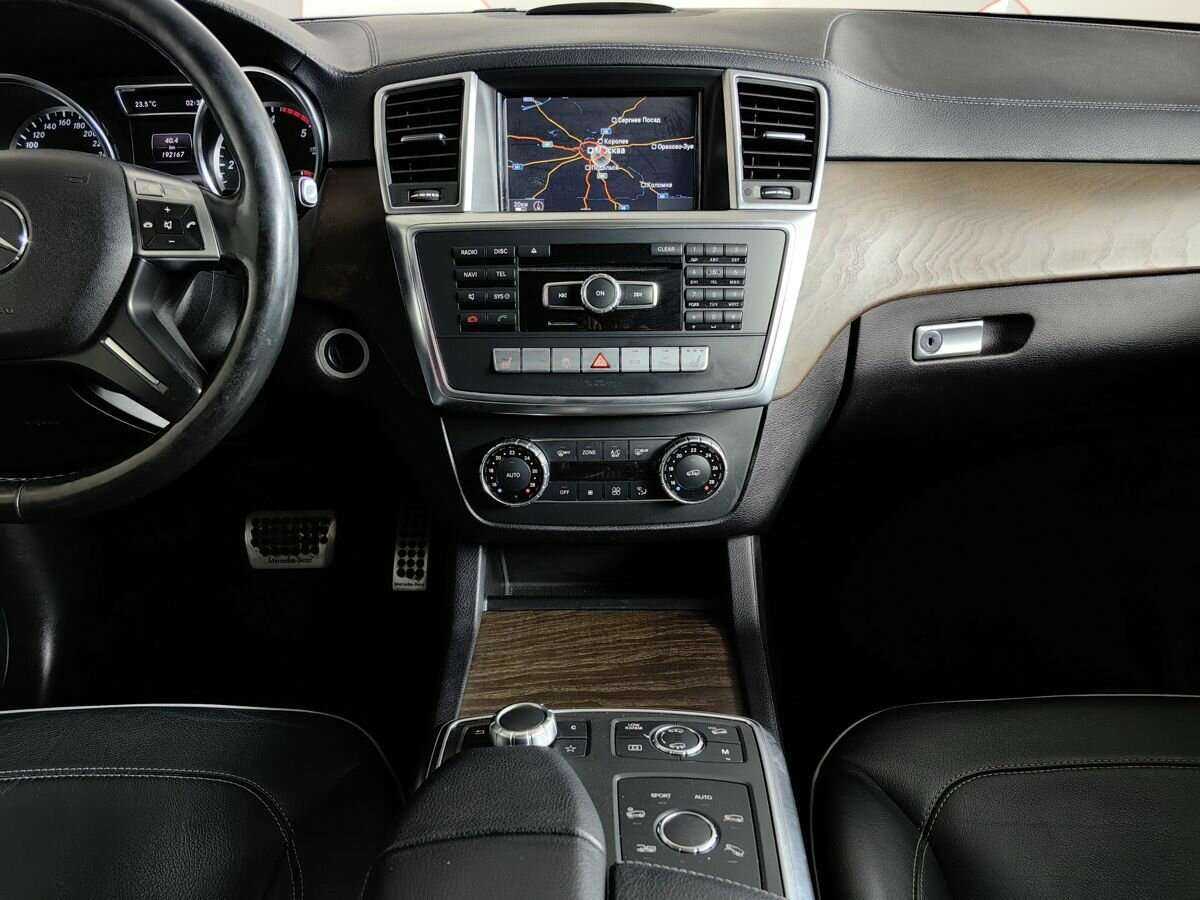 Mercedes-Benz GL-Класс 2013 года с пробегом. Фото: #10