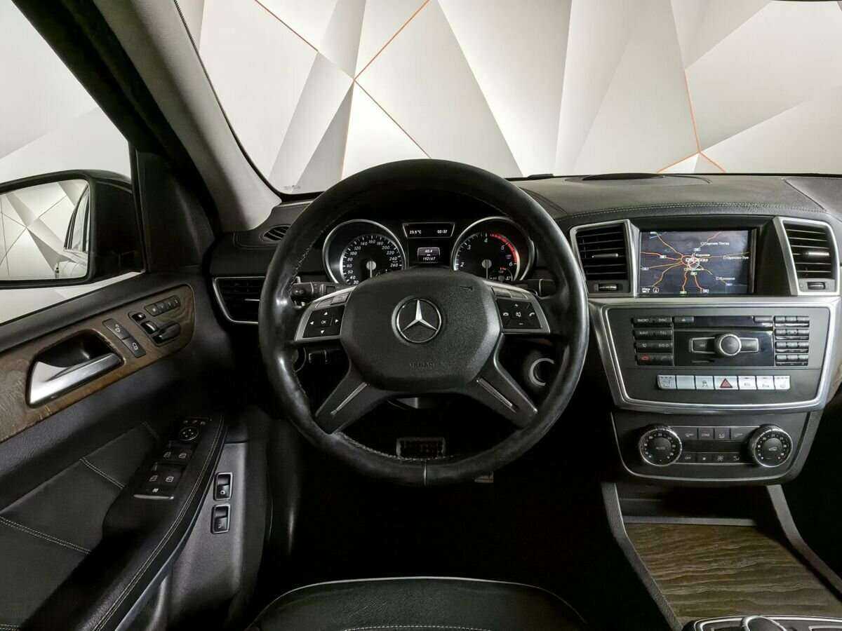 Mercedes-Benz GL-Класс 2013 года с пробегом. Фото: #14