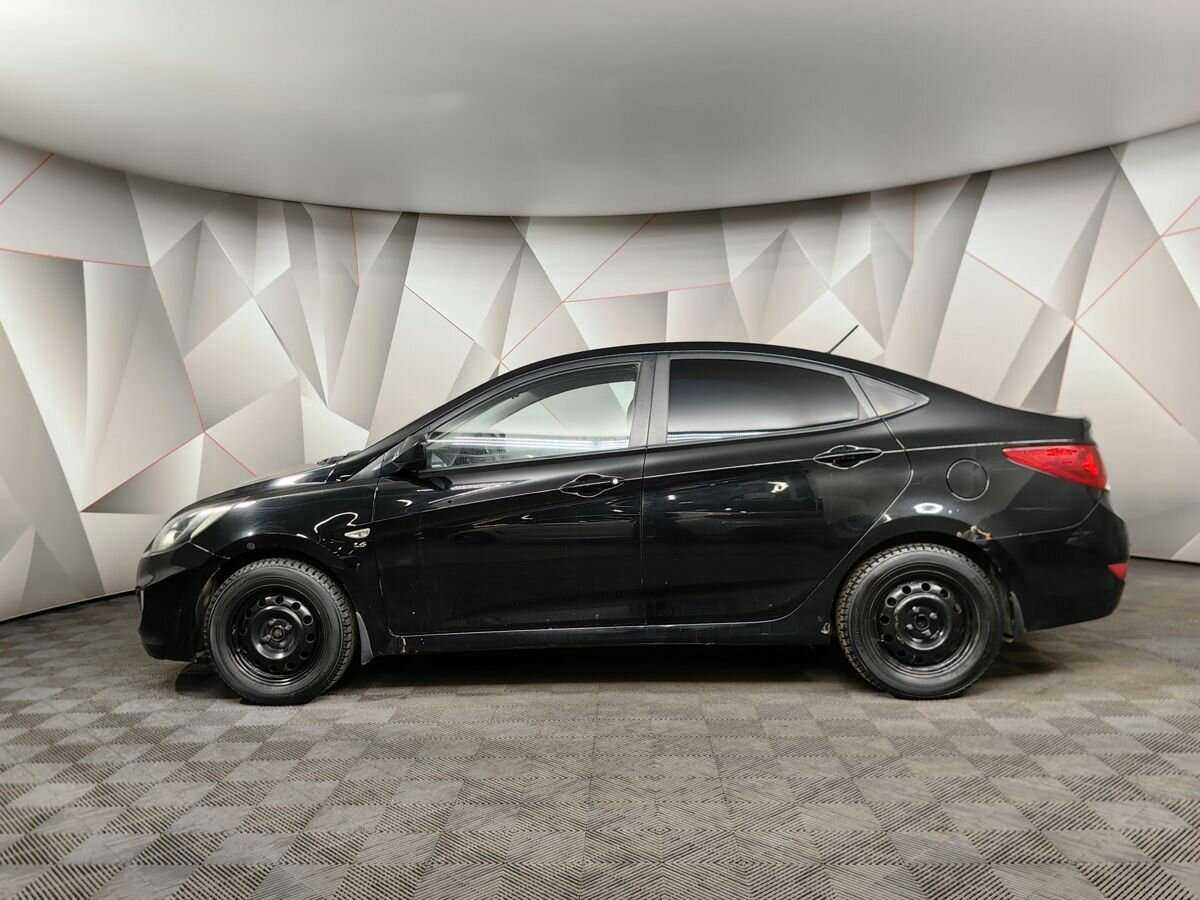 Hyundai Solaris 2011 года с пробегом. Фото: #4