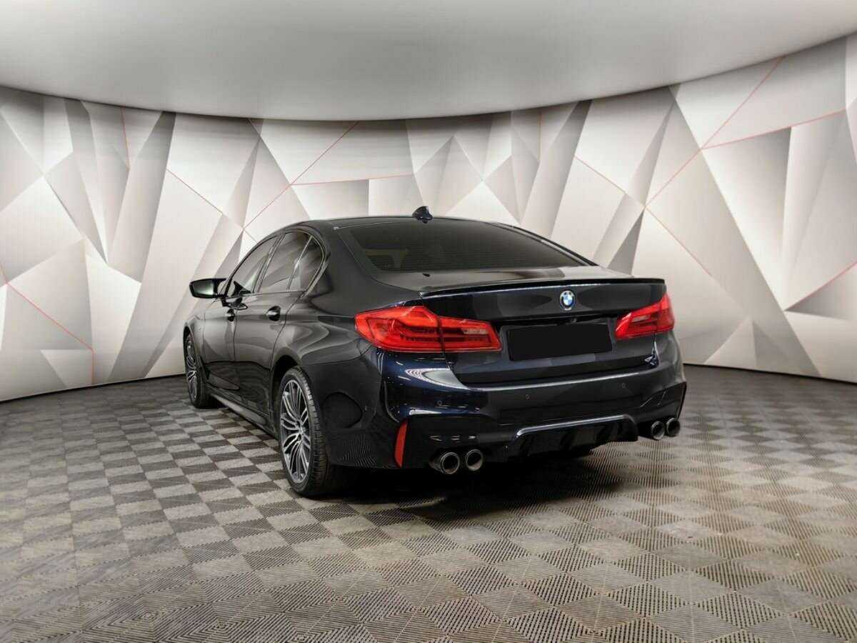 BMW 5 серии 2018 года с пробегом. Фото: #3