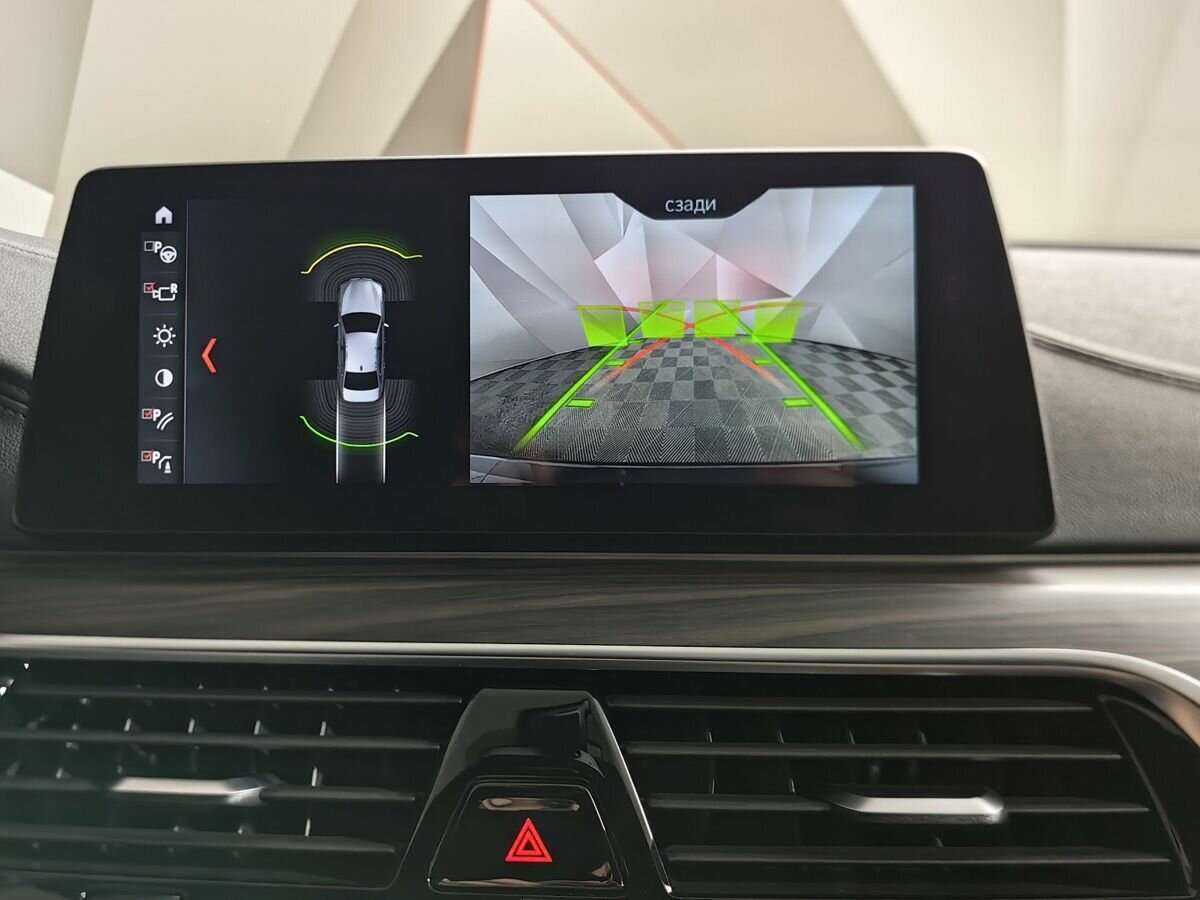 BMW 5 серии 2018 года с пробегом. Фото: #11