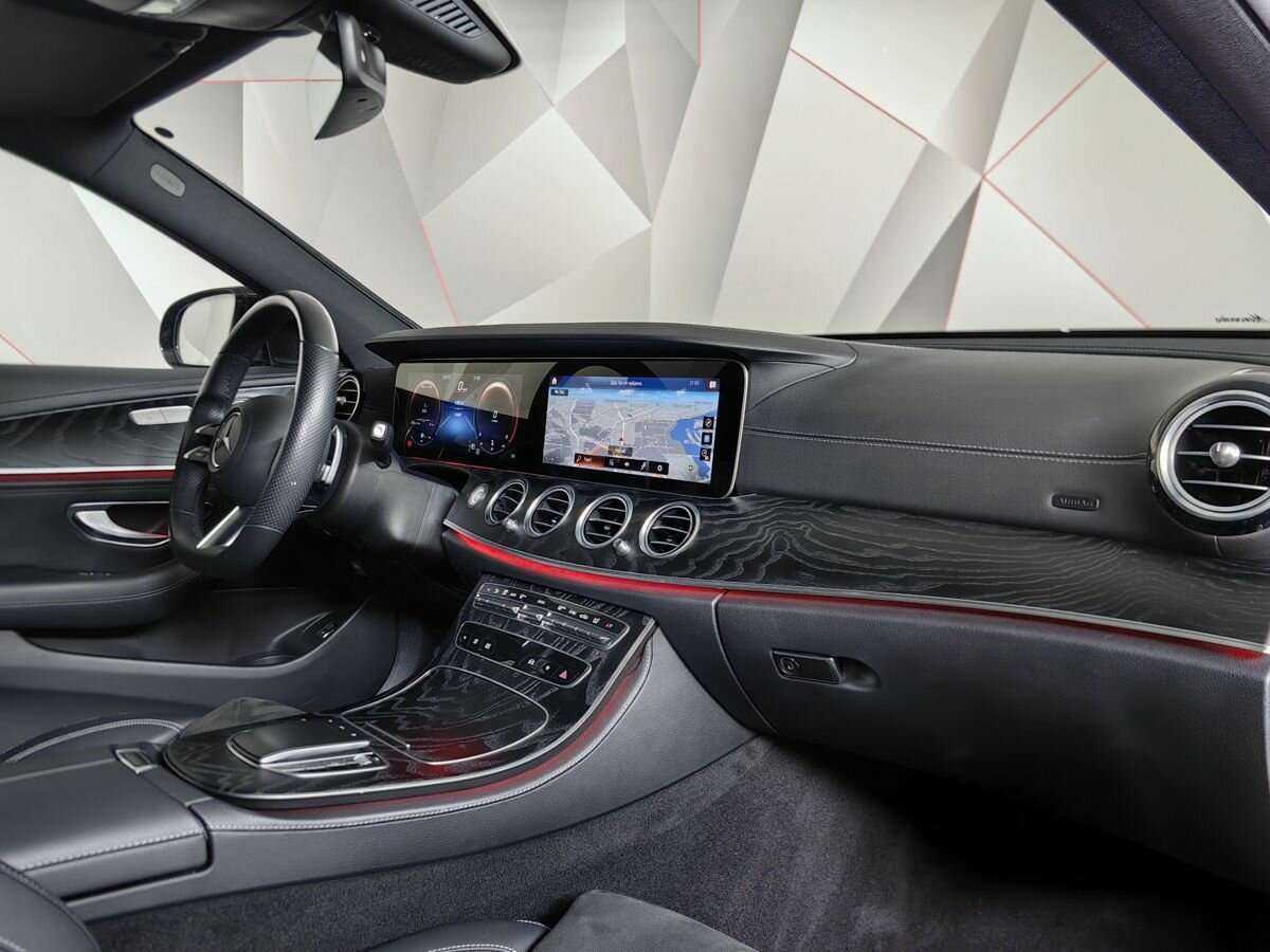 Mercedes-Benz E-Класс 2021 года с пробегом. Фото: #8