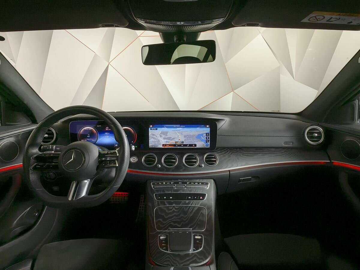 Mercedes-Benz E-Класс 2021 года с пробегом. Фото: #9