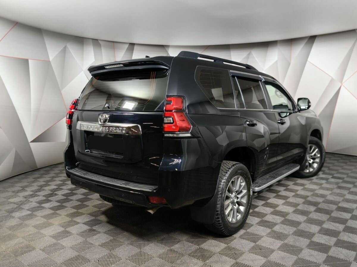 Toyota Land Cruiser Prado 2018 года с пробегом. Фото: #1