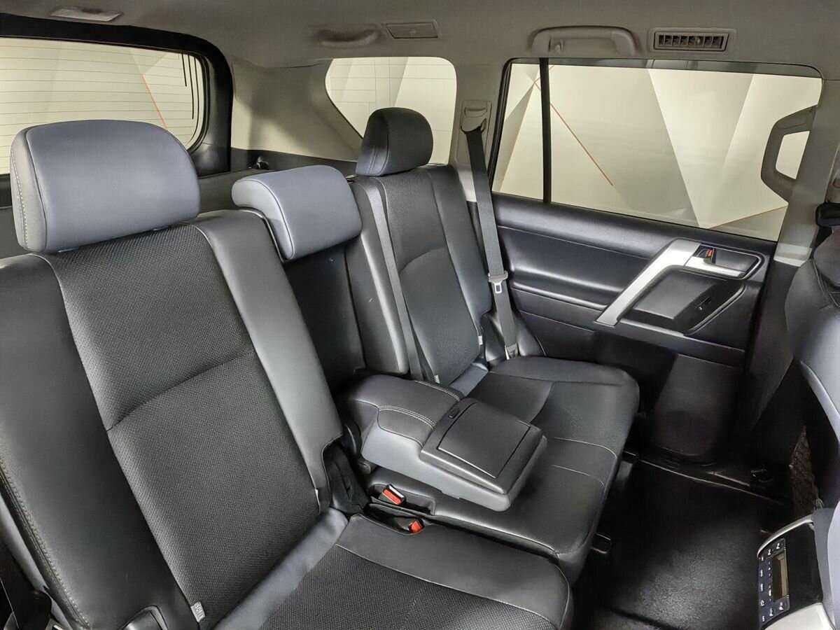 Toyota Land Cruiser Prado 2018 года с пробегом. Фото: #12