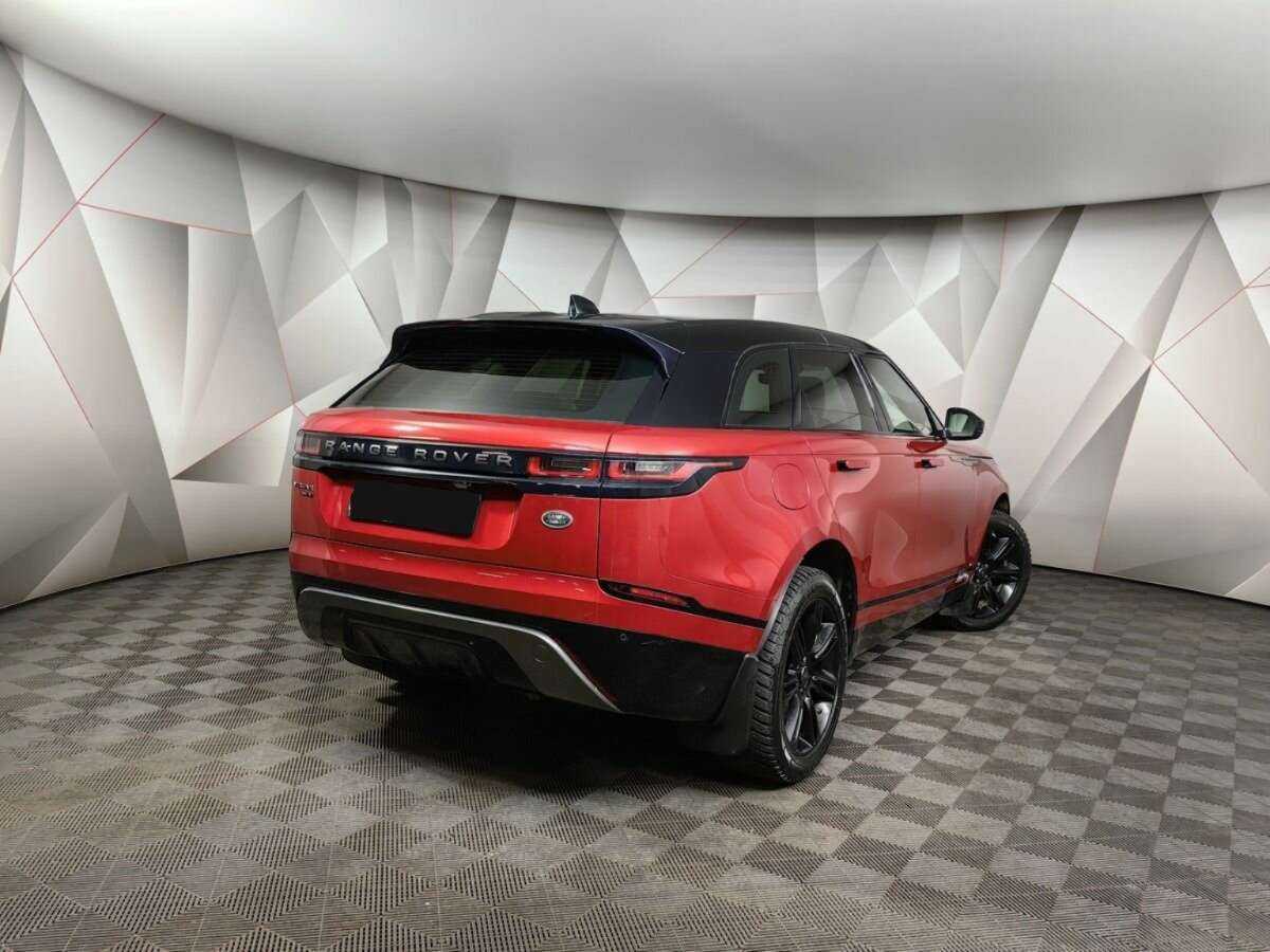 Land Rover Range Rover Velar 2018 года с пробегом. Фото: #1