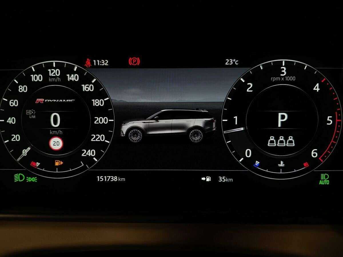 Land Rover Range Rover Velar 2018 года с пробегом. Фото: #14