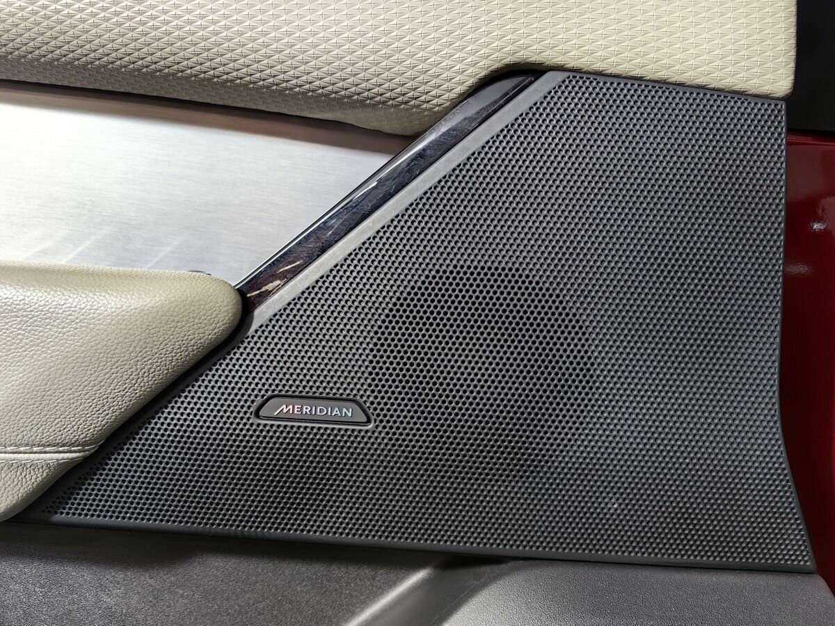 Land Rover Range Rover Velar 2018 года с пробегом. Фото: #15