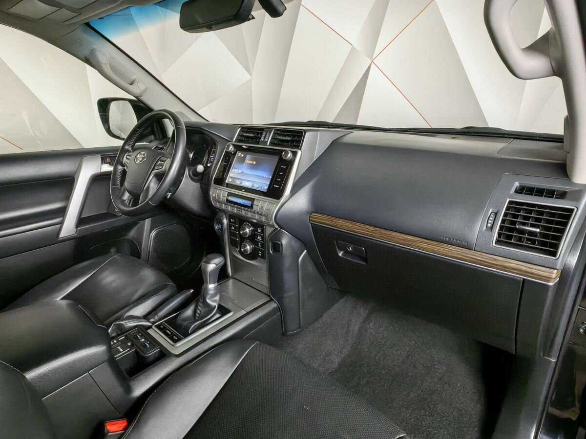 Toyota Land Cruiser Prado 2020 года с пробегом. Фото: #8