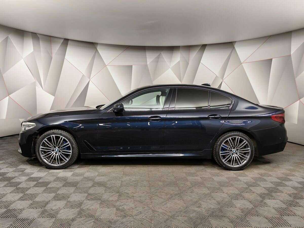 BMW 5 серии 2019 года с пробегом. Фото: #4