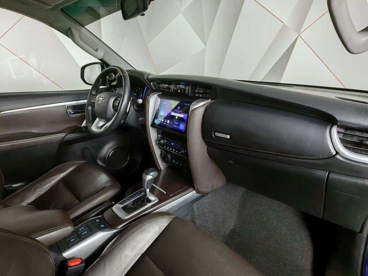 Toyota Fortuner 2017 года с пробегом. Фото: #8