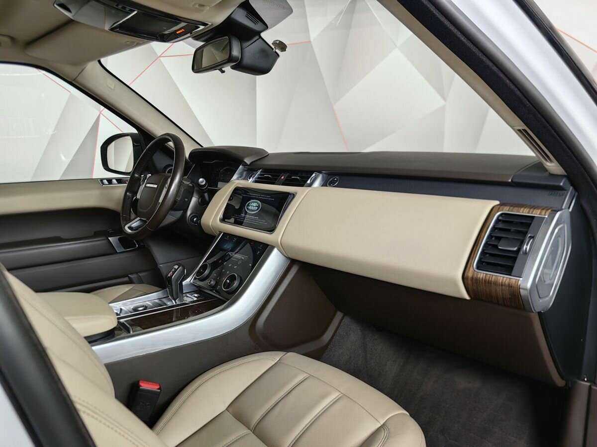 Land Rover Range Rover Sport 2019 года с пробегом. Фото: #8