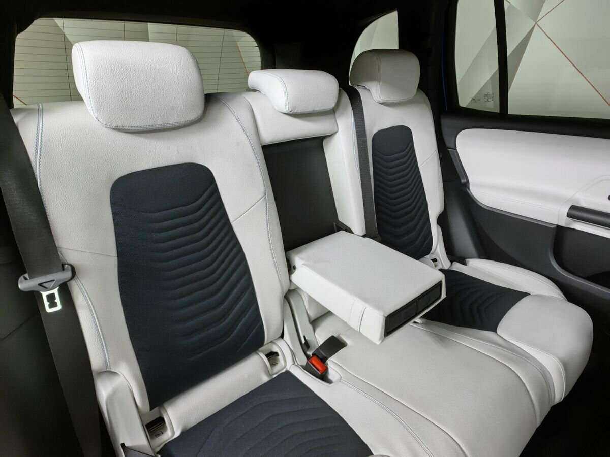 Mercedes-Benz GLB 2021 года с пробегом. Фото: #12