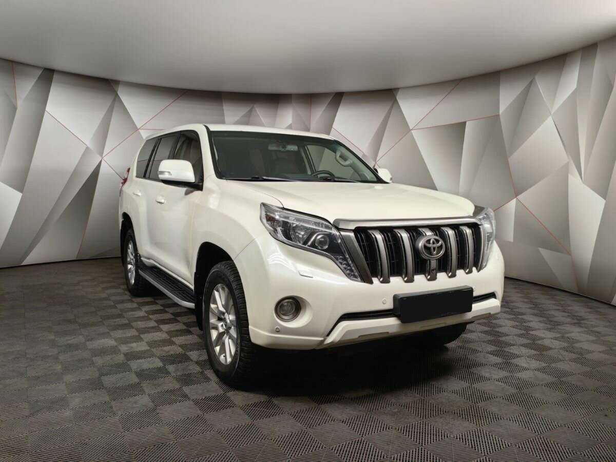 Toyota Land Cruiser Prado 2014 года с пробегом. Фото: #2