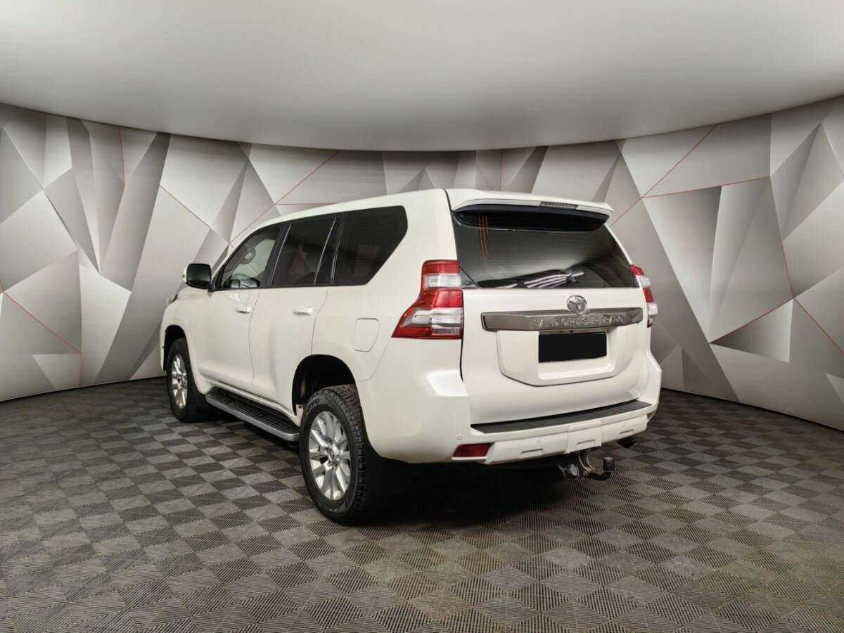 Toyota Land Cruiser Prado 2014 года с пробегом. Фото: #3