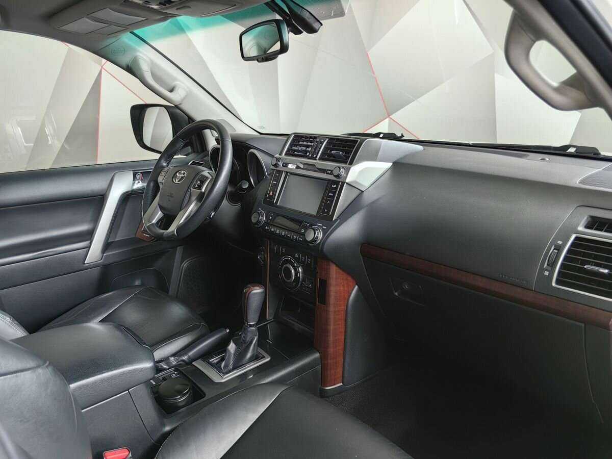 Toyota Land Cruiser Prado 2014 года с пробегом. Фото: #8