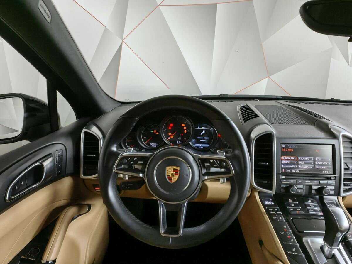 Porsche Cayenne 2014 года с пробегом. Фото: #14