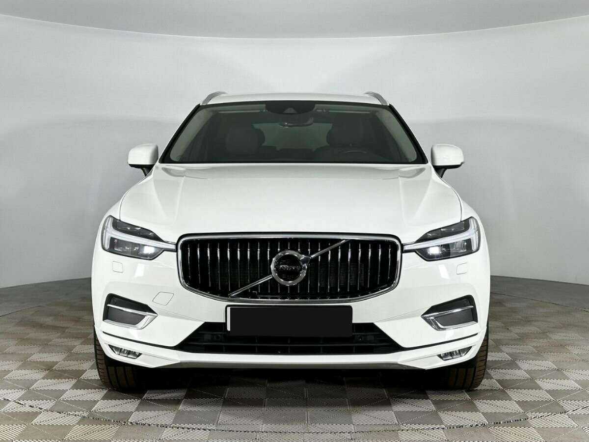 Volvo XC60 2021 года с пробегом. Фото: #2