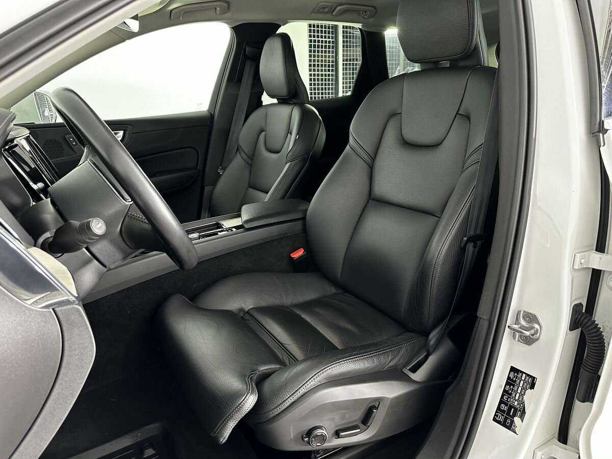 Volvo XC60 2021 года с пробегом. Фото: #7