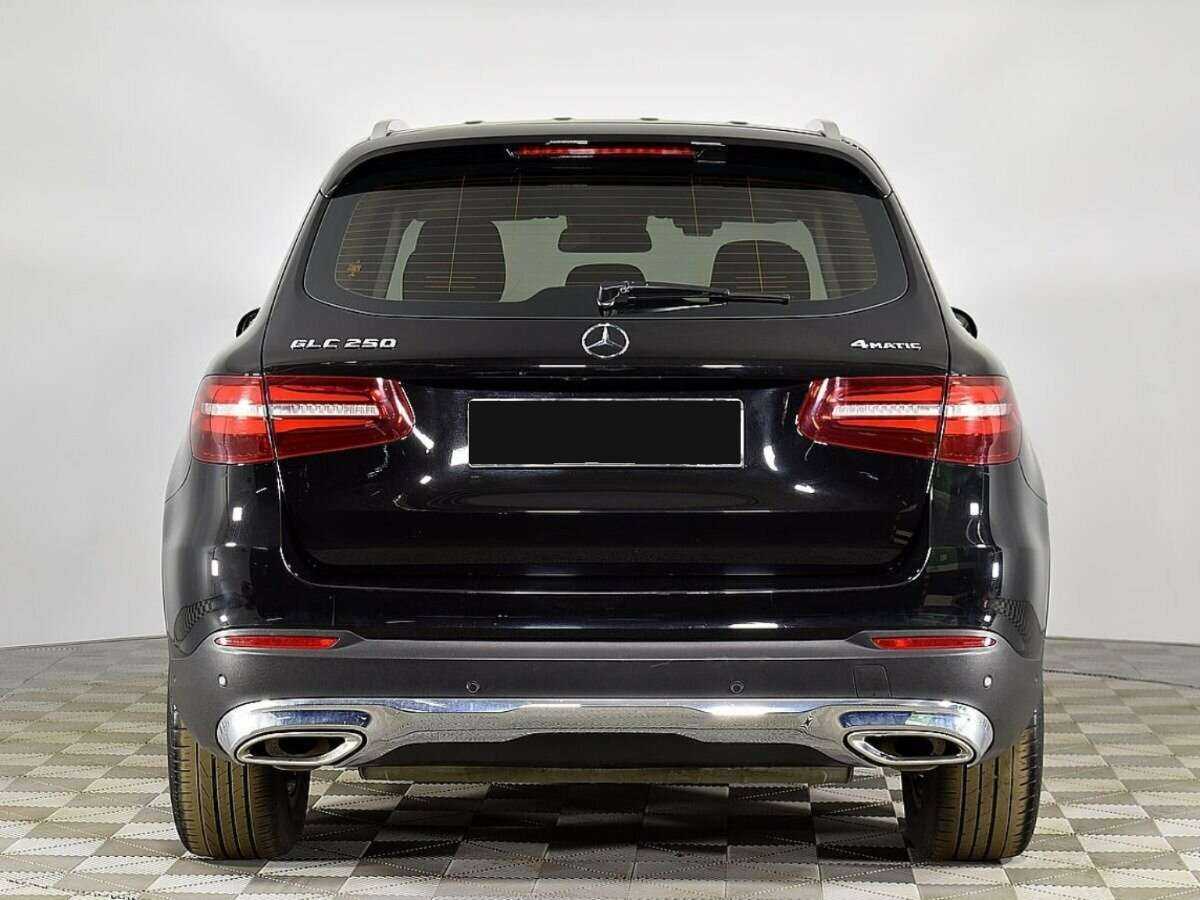 Mercedes-Benz GLC 2018 года с пробегом. Фото: #3