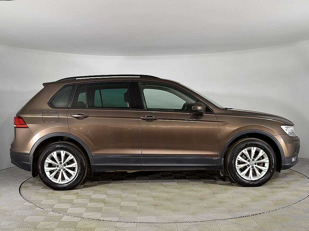 Volkswagen Tiguan 2019 года с пробегом. Фото: #4
