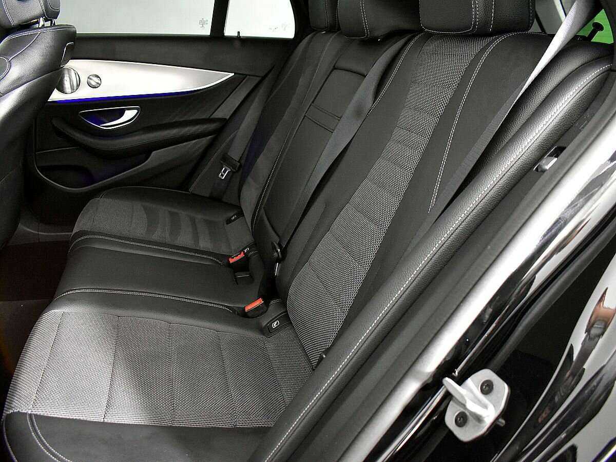 Mercedes-Benz E-Класс 2018 года с пробегом. Фото: #8