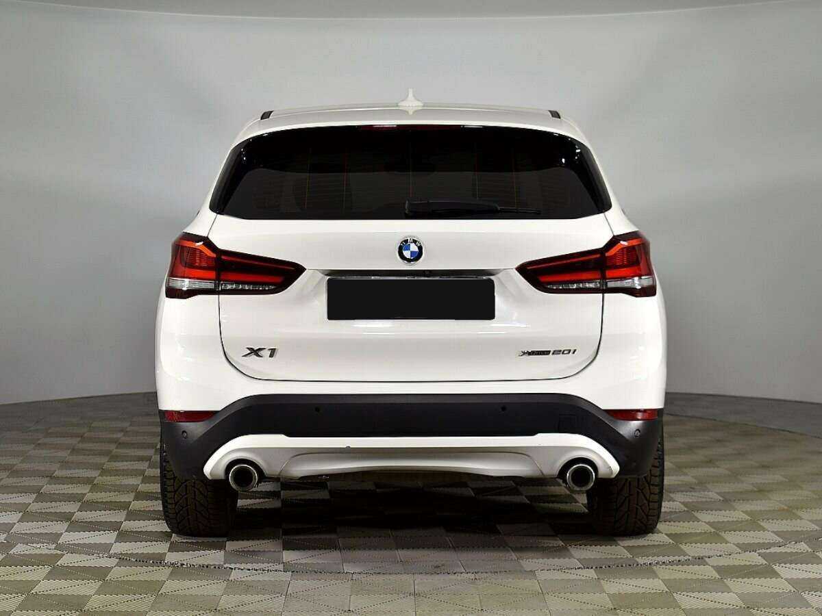 BMW X1 2020 года с пробегом. Фото: #3
