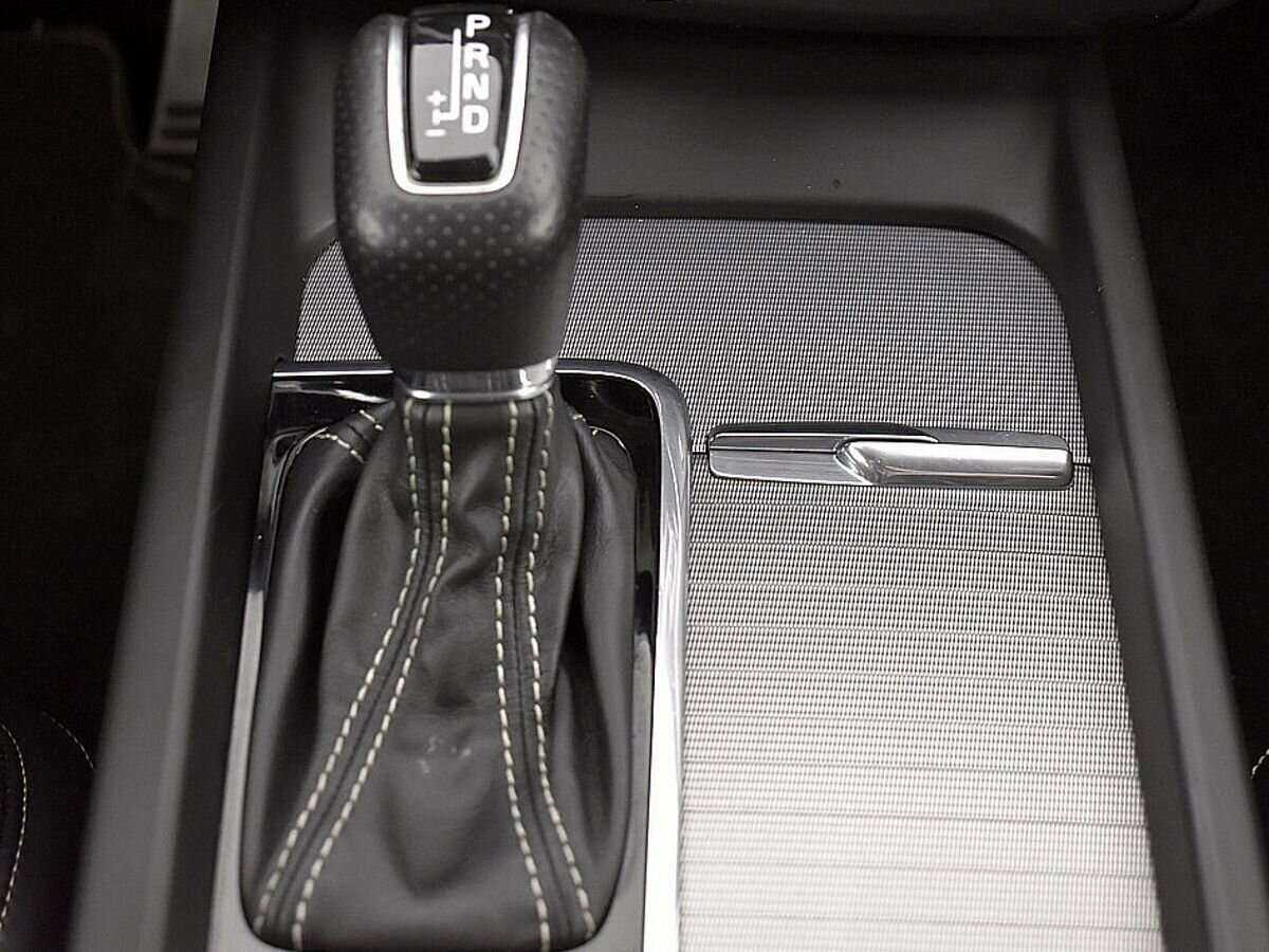 Volvo XC60 2018 года с пробегом. Фото: #16