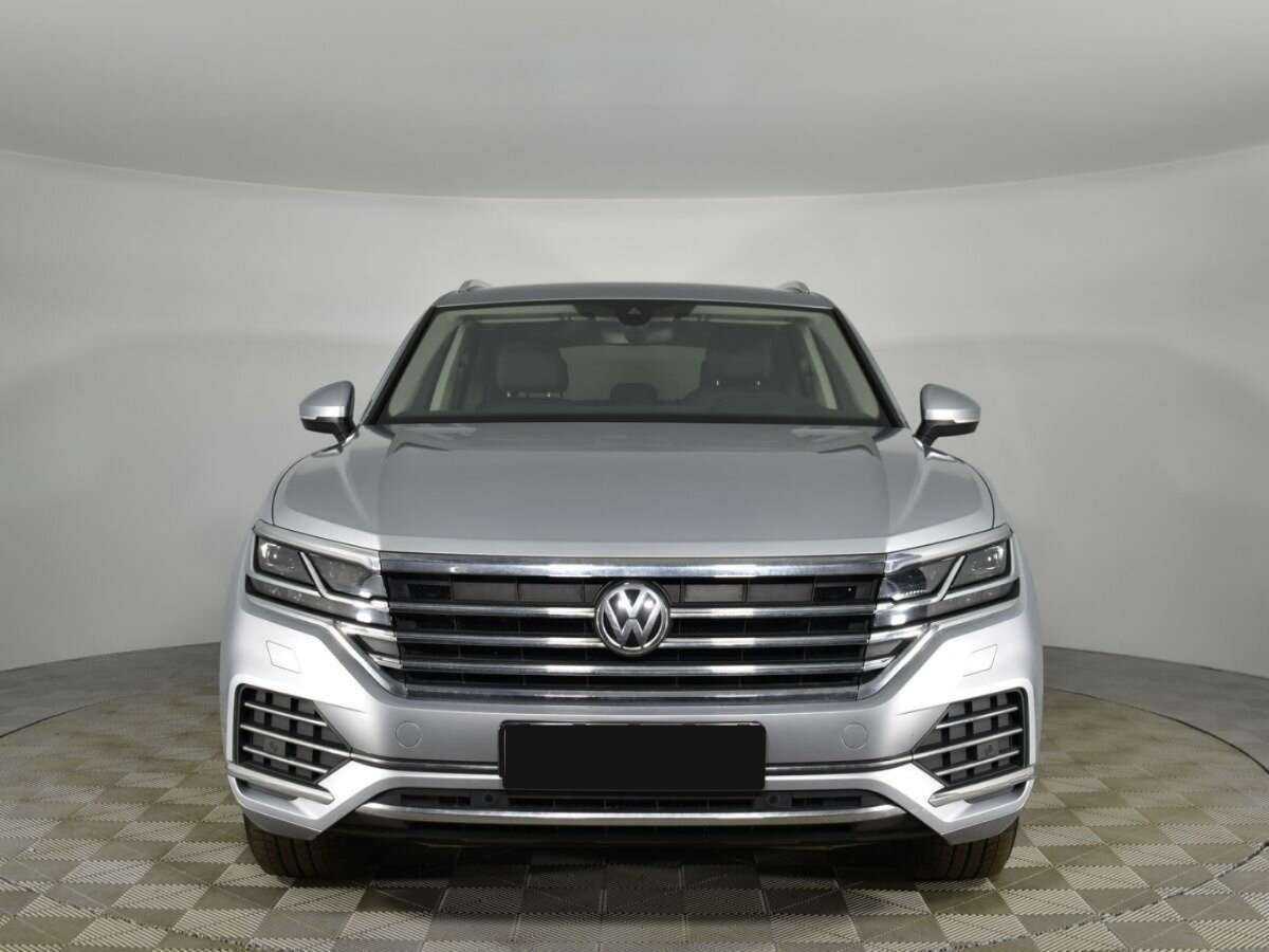 Volkswagen Touareg 2019 года с пробегом. Фото: #2