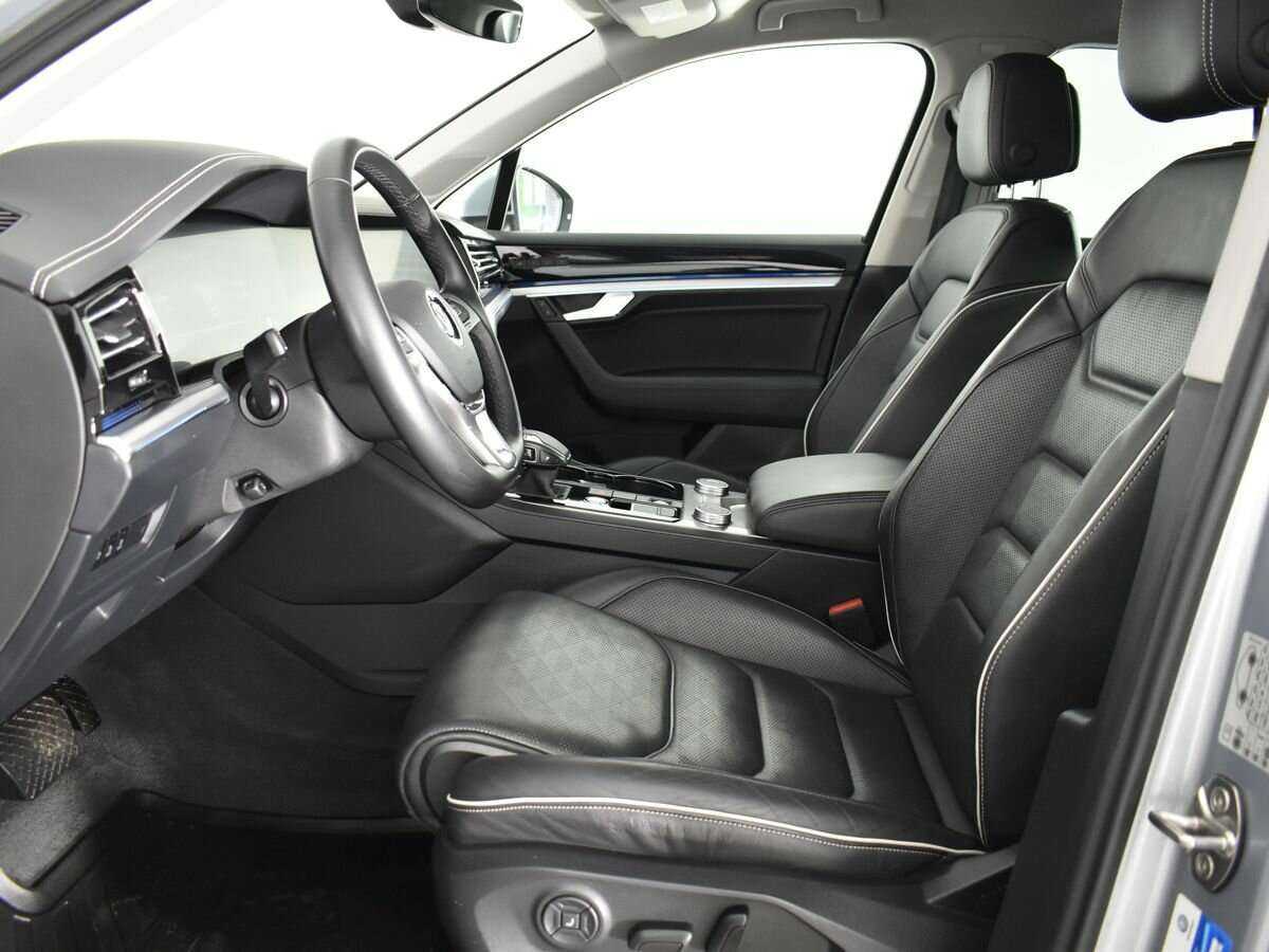 Volkswagen Touareg 2019 года с пробегом. Фото: #8