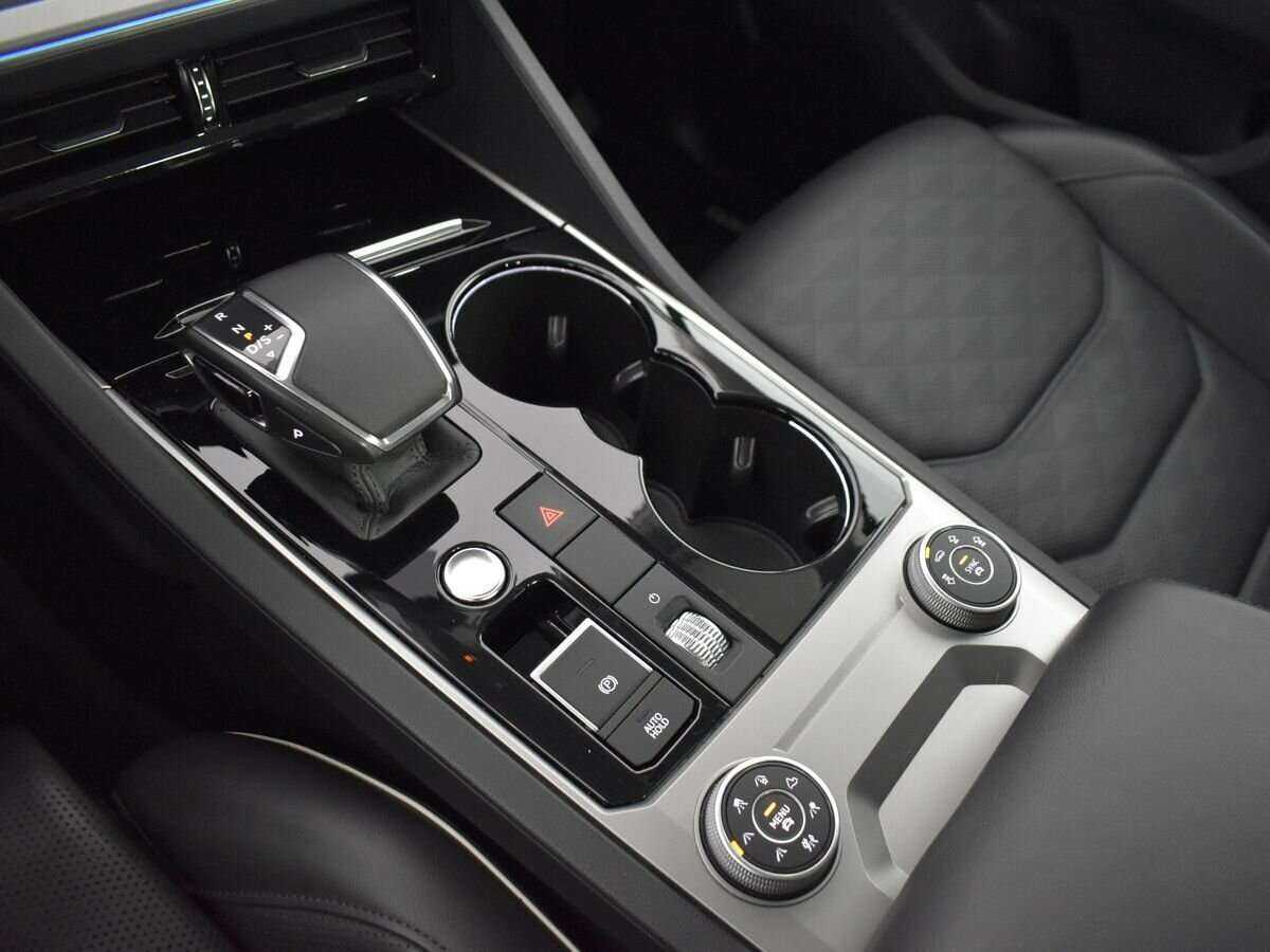 Volkswagen Touareg 2019 года с пробегом. Фото: #15