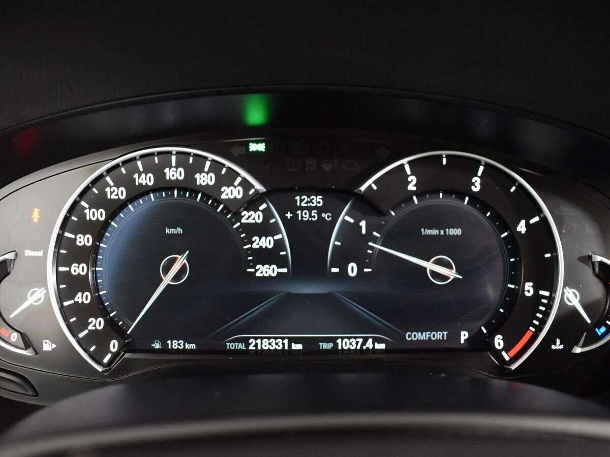 BMW 6 серии 2018 года с пробегом. Фото: #11