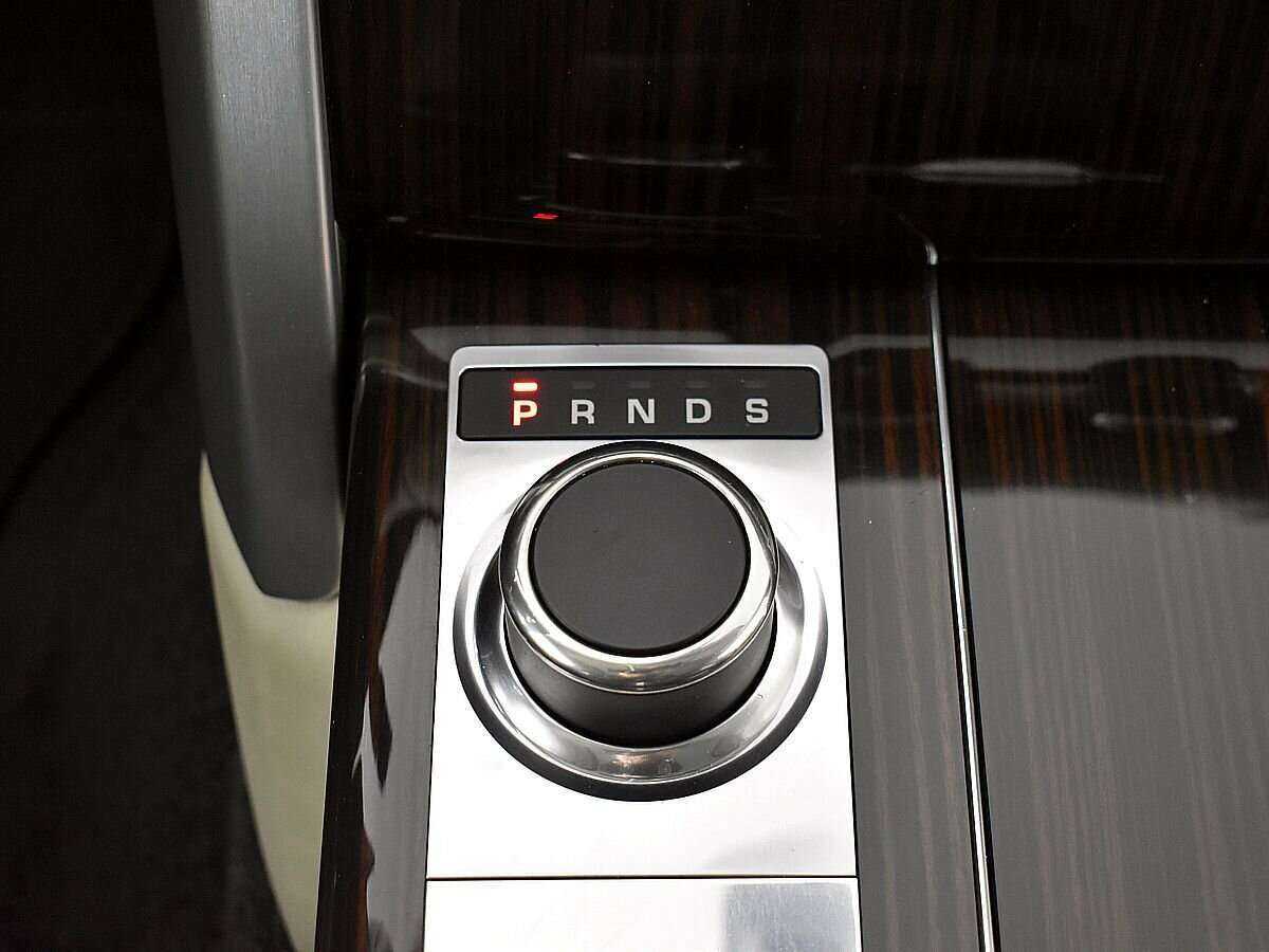 Land Rover Range Rover 2013 года с пробегом. Фото: #16