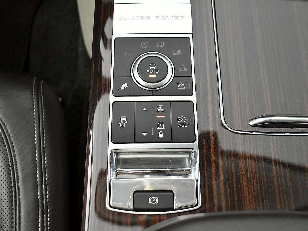 Land Rover Range Rover 2013 года с пробегом. Фото: #17