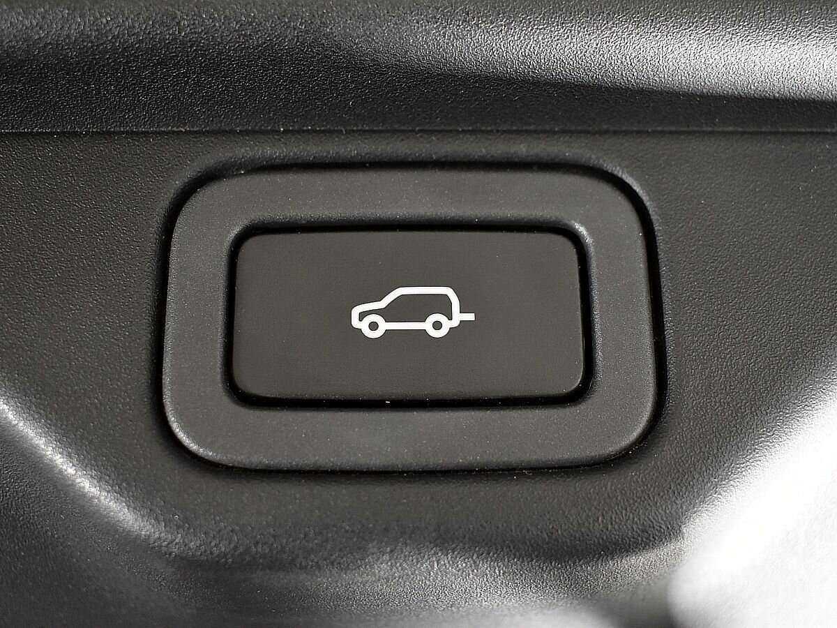 Land Rover Range Rover 2013 года с пробегом. Фото: #23