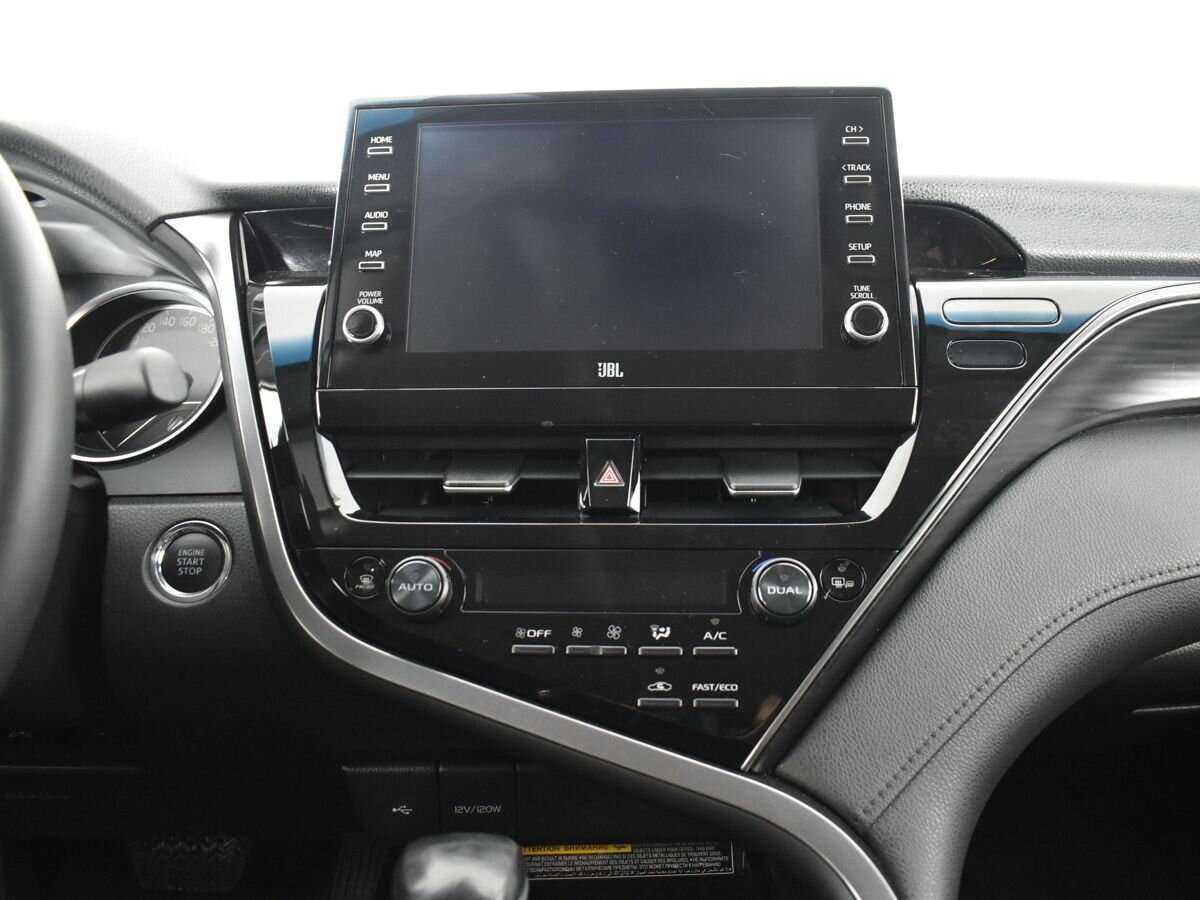 Toyota Camry 2021 года с пробегом. Фото: #13