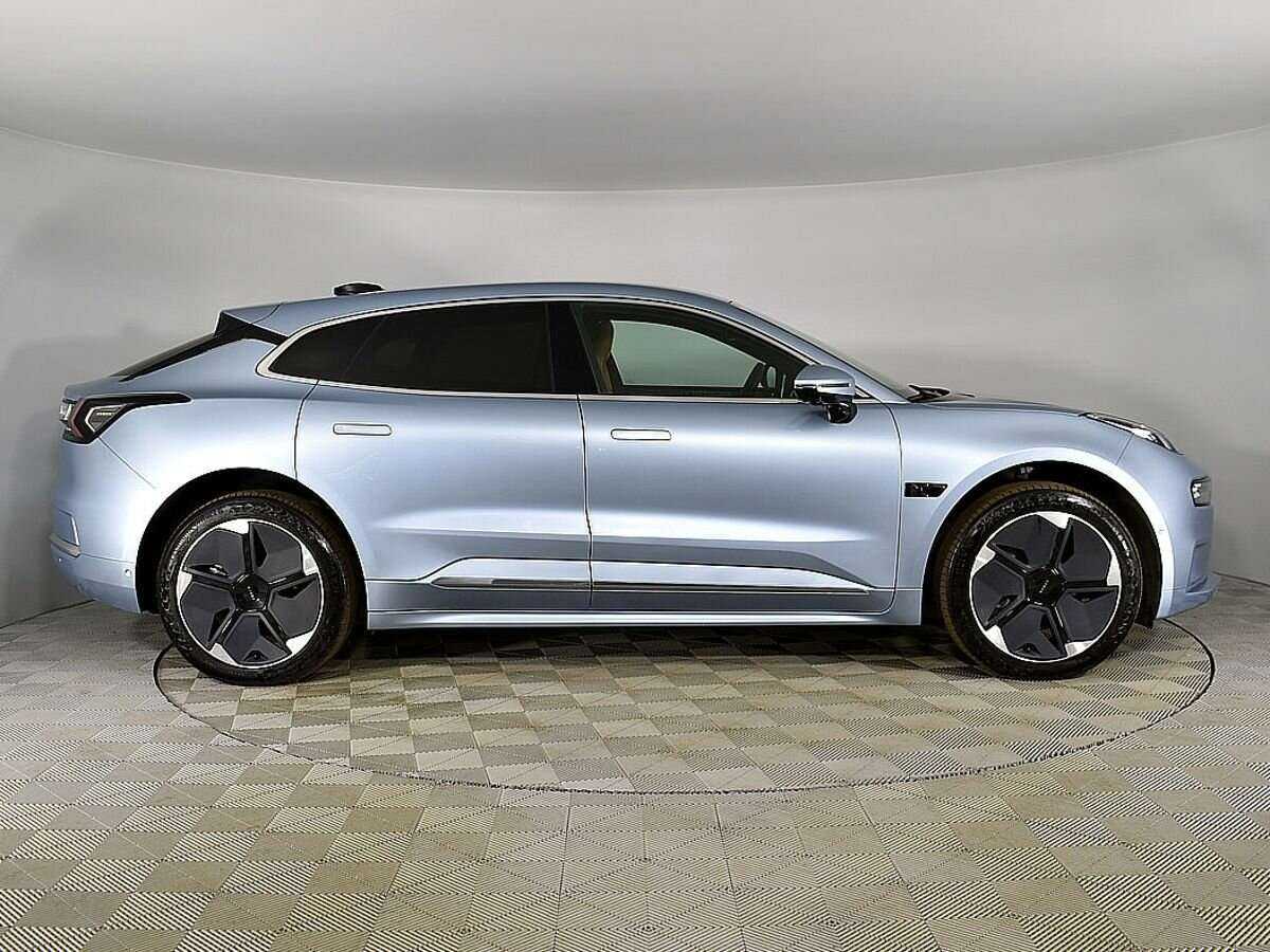 Zeekr 001 2022 года с пробегом. Фото: #4