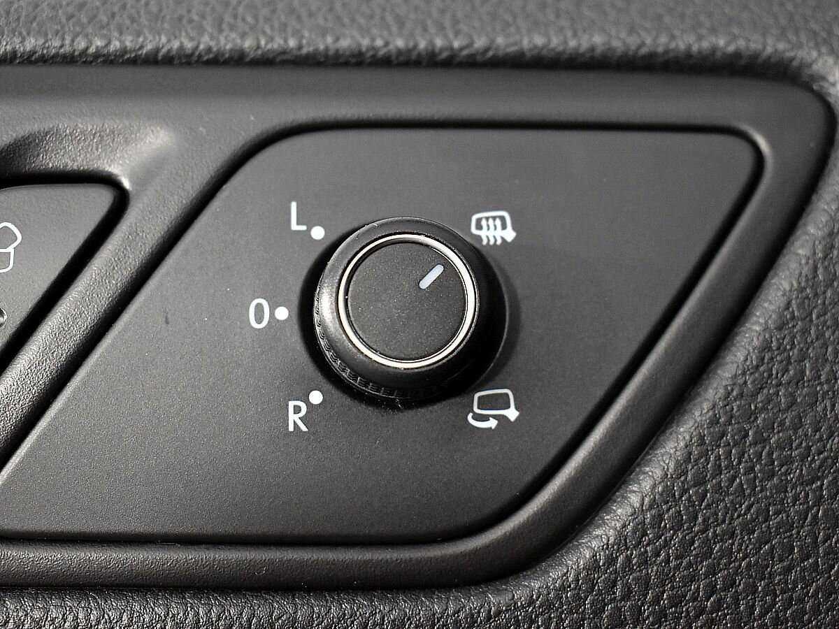 Б/У Фольксваген Джетта 2017 года. Фото: #15