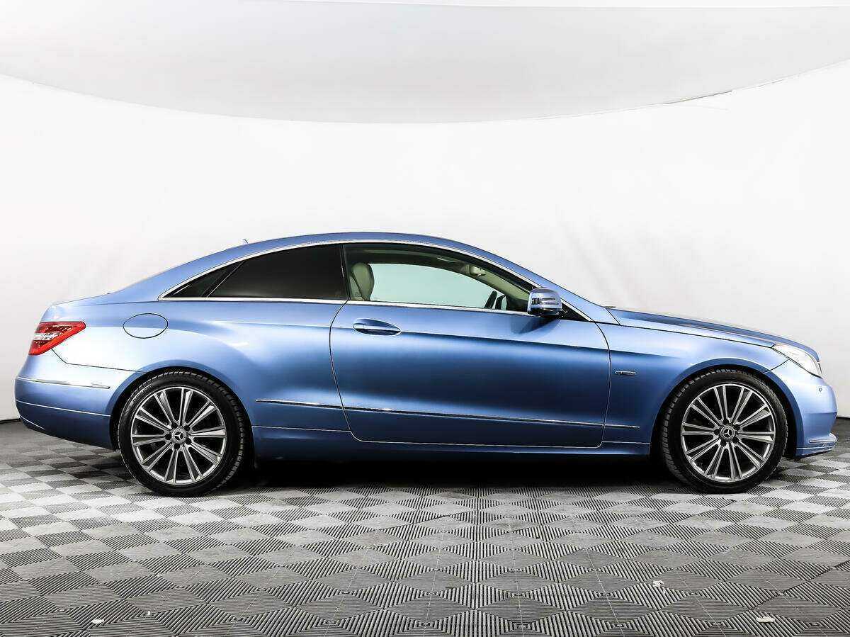 Mercedes-Benz E-Класс 2012 года с пробегом. Фото: #3