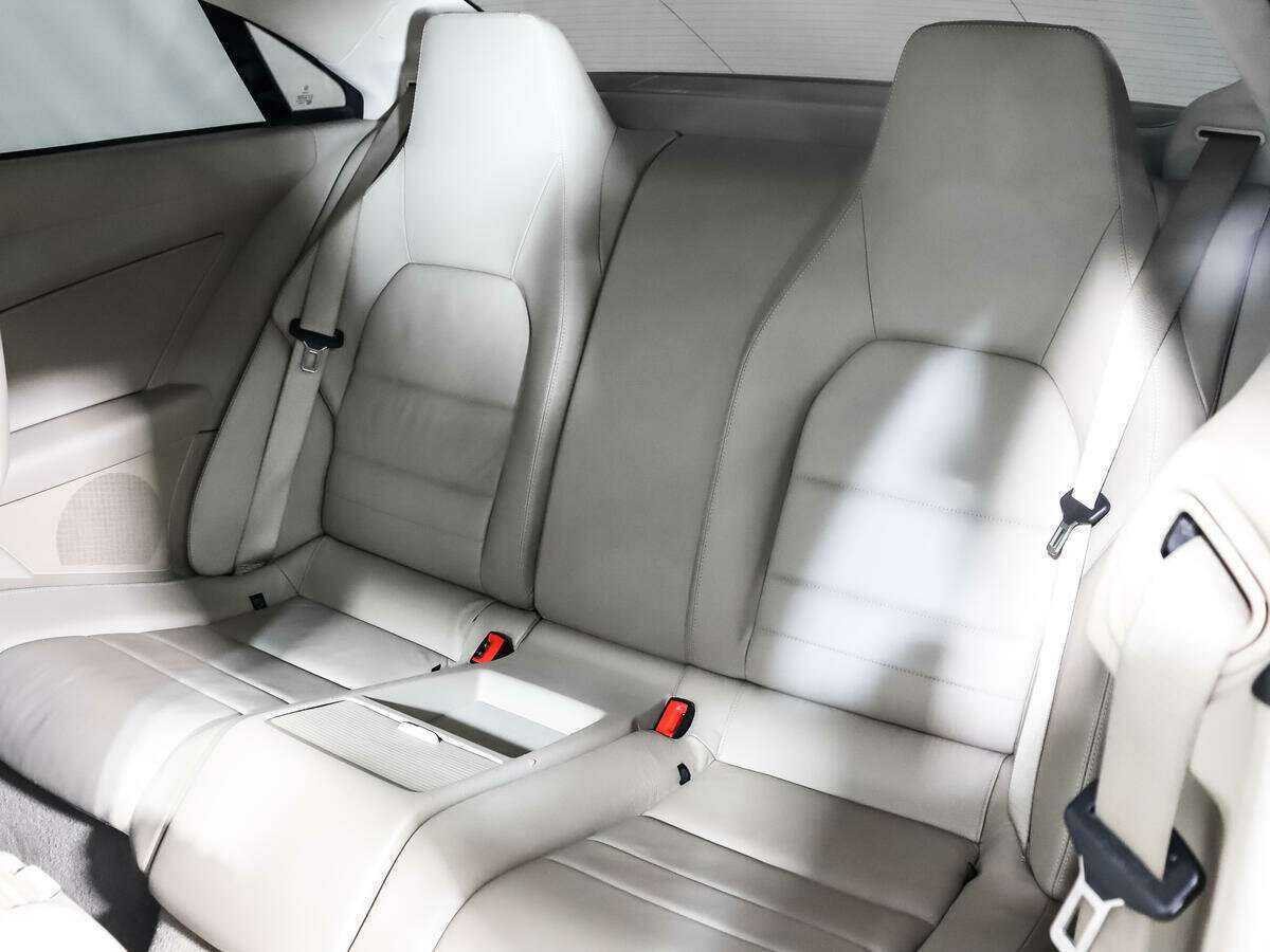 Mercedes-Benz E-Класс 2012 года с пробегом. Фото: #11