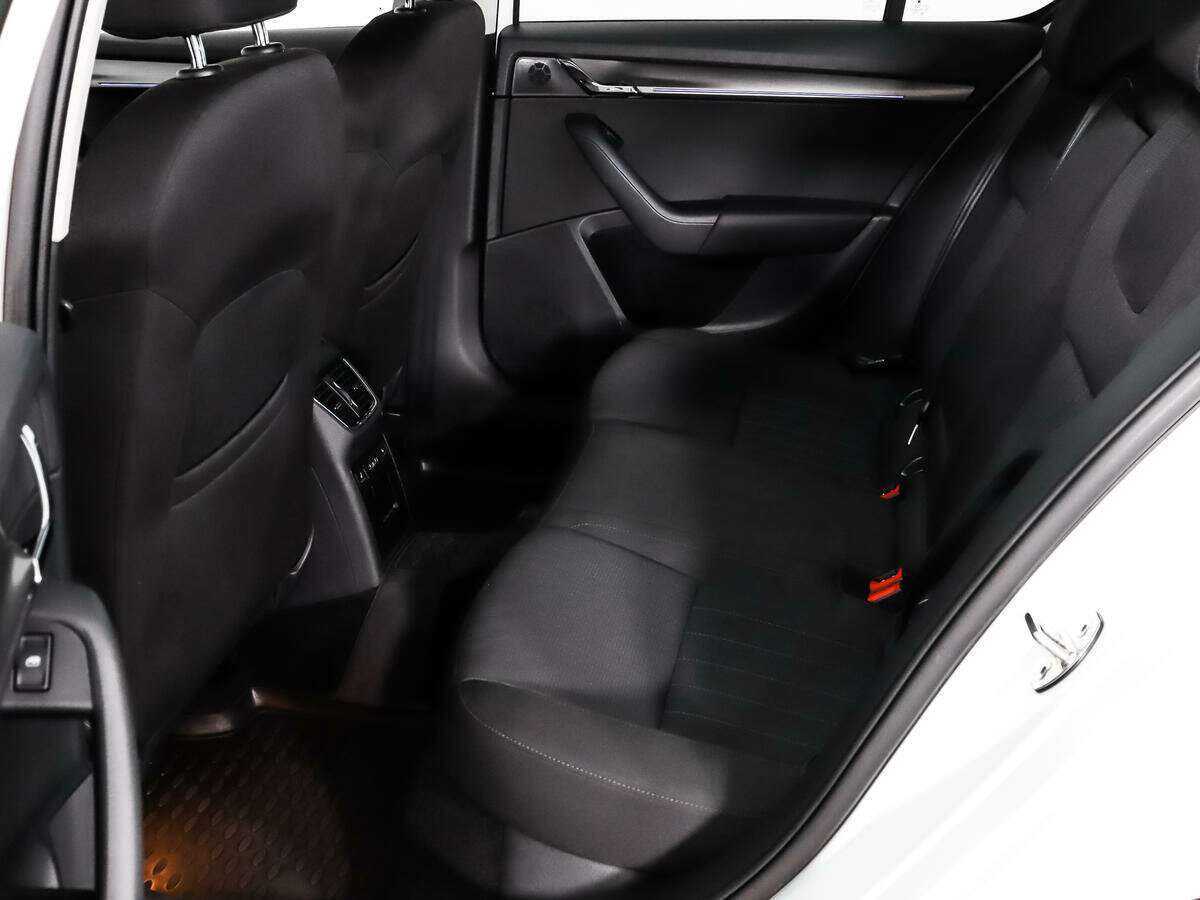 Skoda Octavia 2018 года с пробегом. Фото: #9