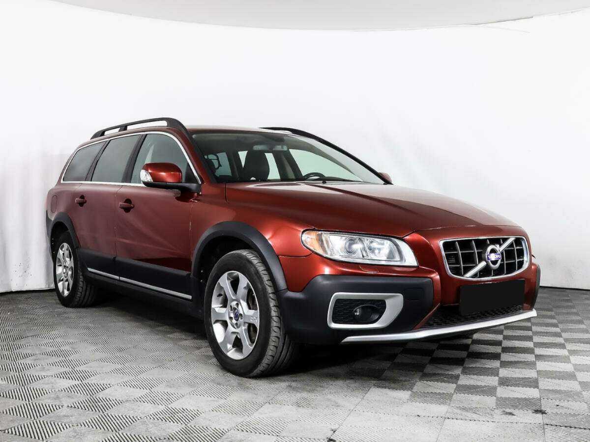Volvo XC70 2010 года с пробегом. Фото: #2