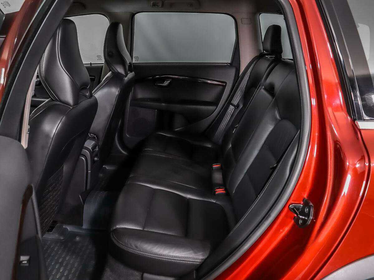 Volvo XC70 2010 года с пробегом. Фото: #12