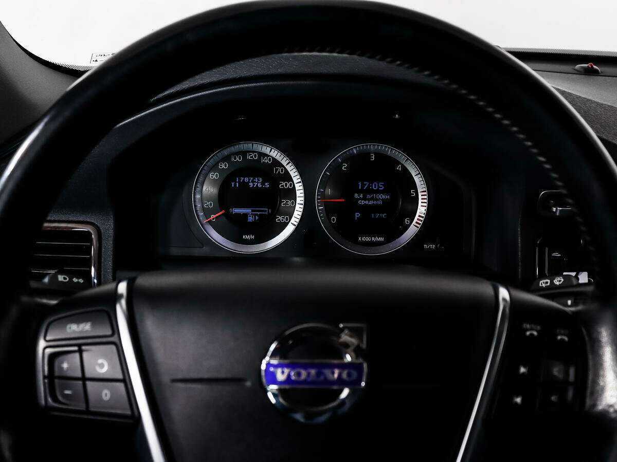 Volvo XC70 2010 года с пробегом. Фото: #18