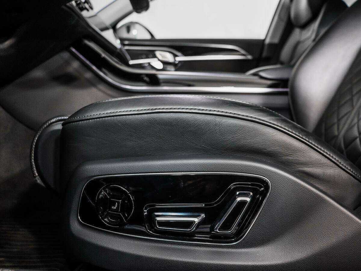 Audi A8 2020 года с пробегом. Фото: #9