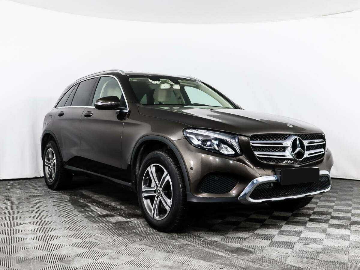 Mercedes-Benz GLC 2017 года с пробегом. Фото: #2