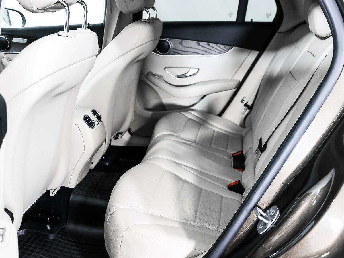 Mercedes-Benz GLC 2017 года с пробегом. Фото: #12