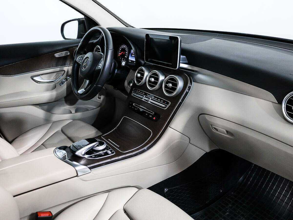 Mercedes-Benz GLC 2017 года с пробегом. Фото: #13